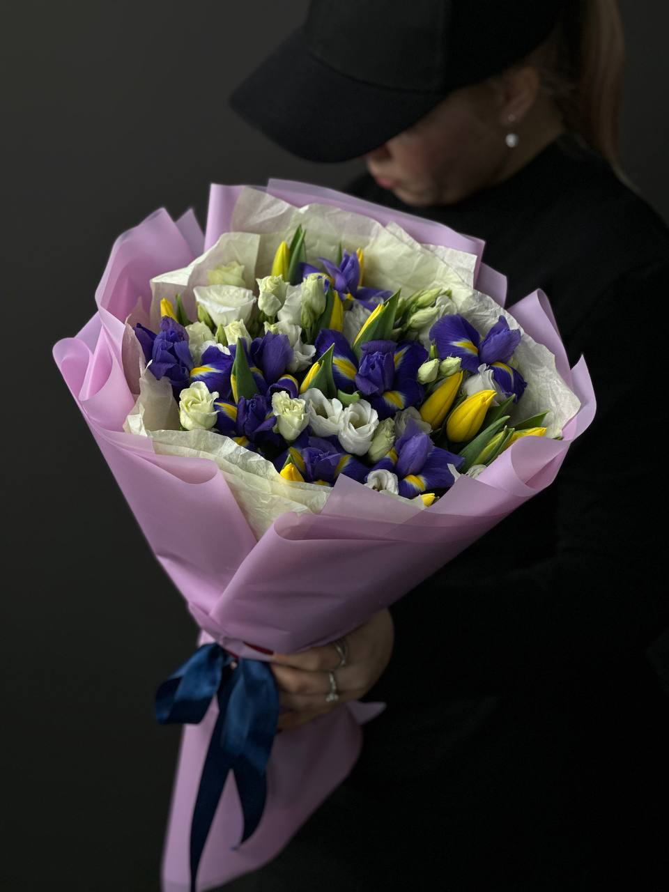 Ирисы · Тюльпаны · Лизиантус