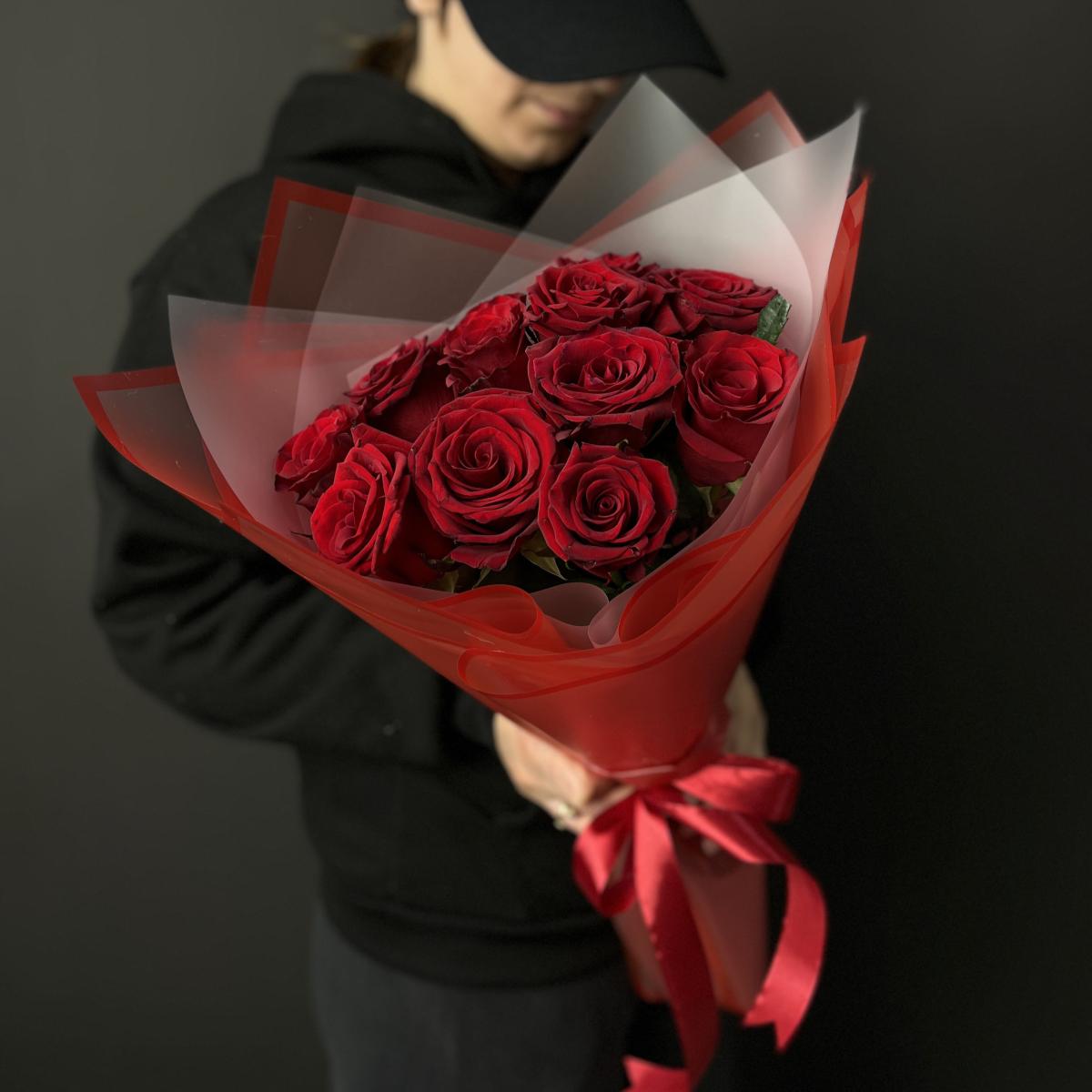 Букеты из красных роз 40 см (Эквадор) код  204344