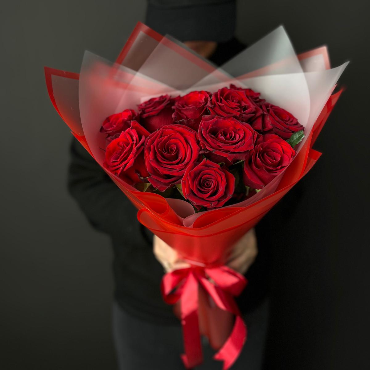 Букеты из красных роз 40 см (Эквадор) код  204344