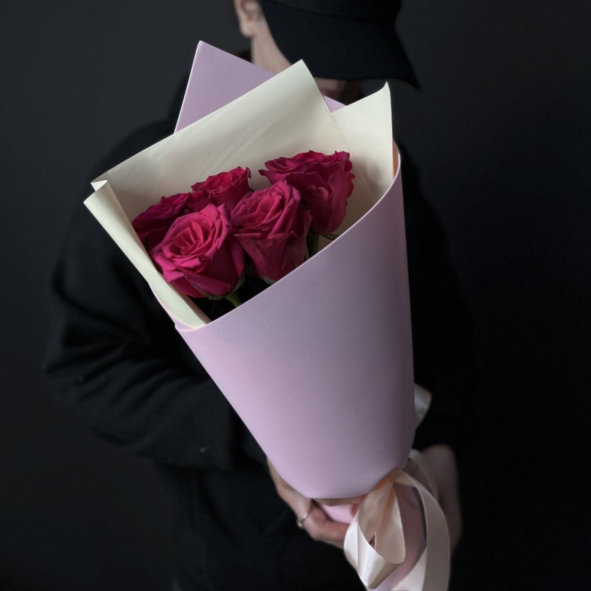 Букеты из розовых роз 40 см (Эквадор) (№ - 96476)