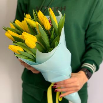 Тюльпаны жёлтые 15 шт артикул букета  150410